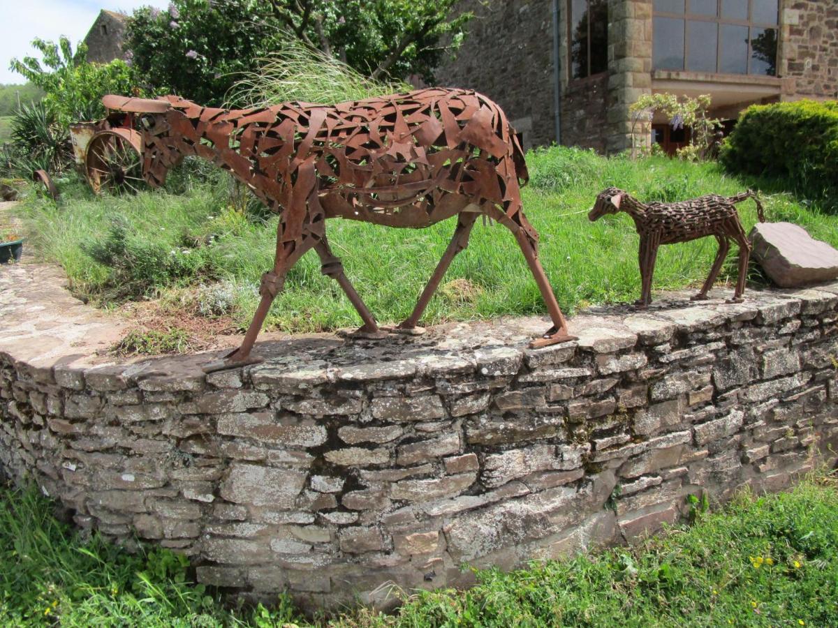 Grand Gite A La Ferme Βίλα Les Costes-Gozon Εξωτερικό φωτογραφία